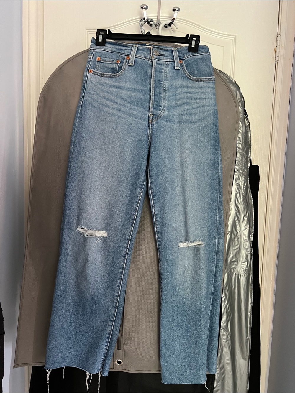 Levi’s Light Blue Ribcage/High-Rise Straight Jeans ❤️